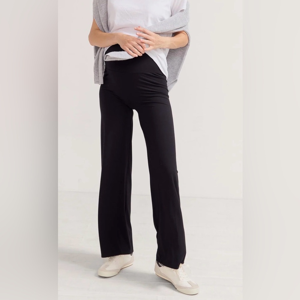Hatch Before, During, and After Bodyflex Perfect Pant